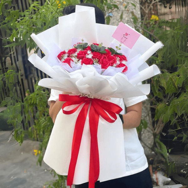 Bó Hoa Sáp Thơm Đỏ - 106