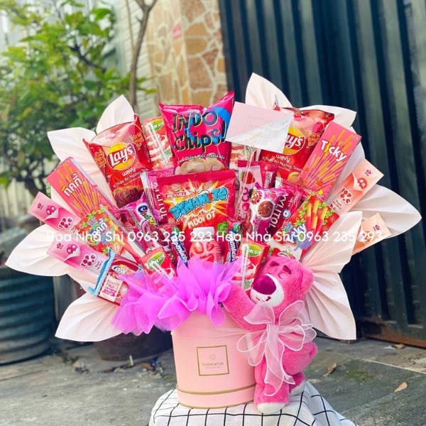 Bó Hoa Bánh Kẹo Sinh Nhật Mix Gấu Dâu - 143 image 1