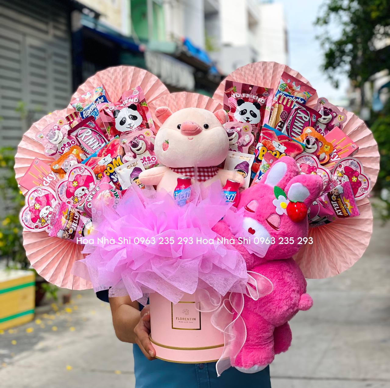 Bó Hoa Bánh Kẹo Sinh Nhật Mix Gấu Bông - 189