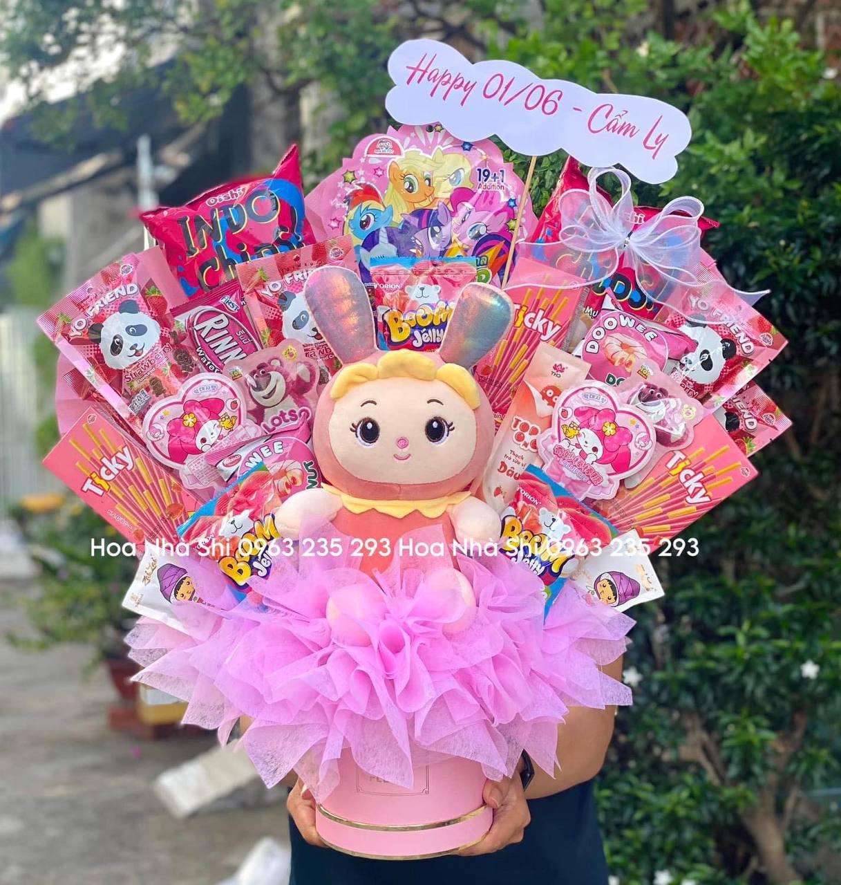 Bó Hoa Bánh Kẹo Sinh Nhật Mix Gấu Bông - 195