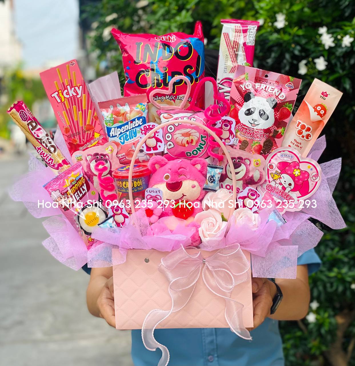 Giỏ Hoa Bánh Kẹo Sinh Nhật - Tone Hồng - 197