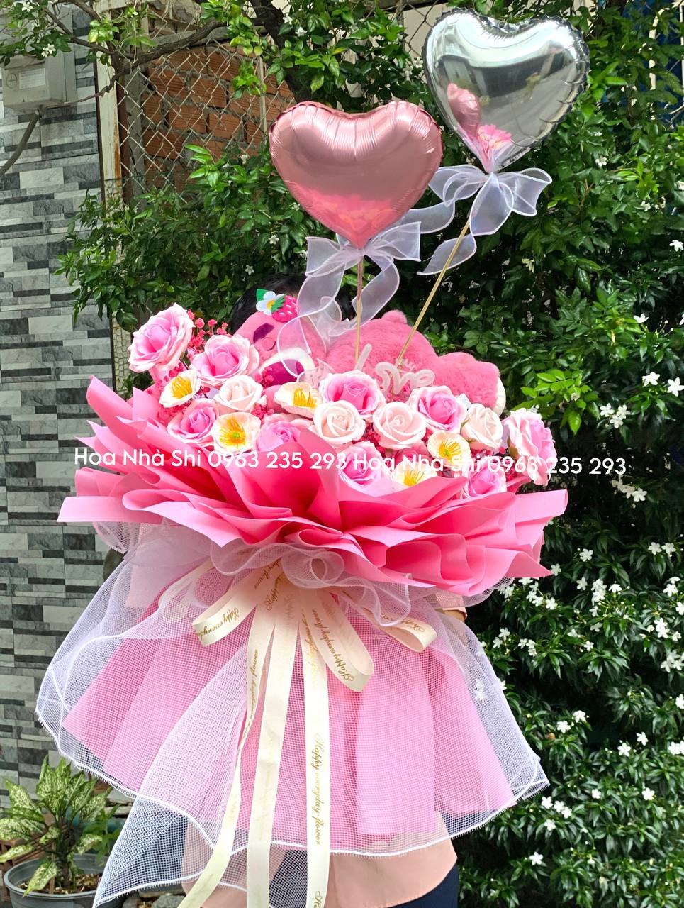 Bó Hoa Sáp Thơm Cao Cấp Kèm 1 Gấu Dâu To - Tone Hồng - 232 image 1