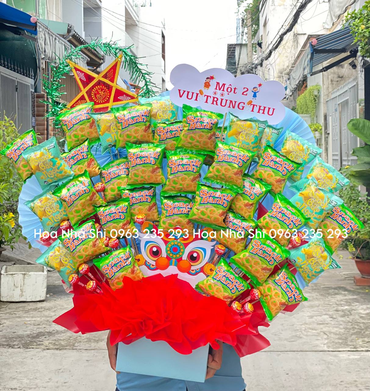 Bó Hoa Bánh Kẹo Màu Xanh Lá - 265