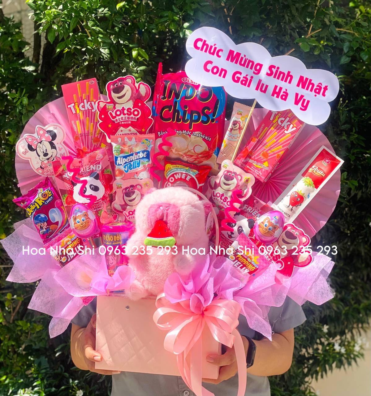 Hộp Hoa Bánh Kẹo Sinh Nhật Màu Hồng - 270